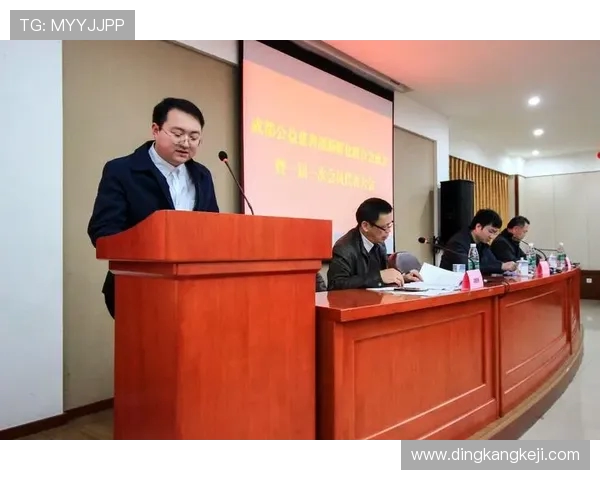 成都羽毛球队战术变革引发热议助力竞技水平提升与团队协作创新