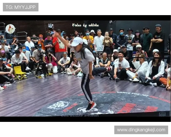 赛后分析：北京街舞队与上海街舞队的战术对决与精彩瞬间回顾