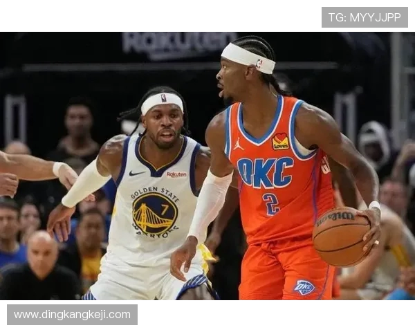 勇士与雷霆激战2月25日球迷期待精彩对决与逆转奇迹