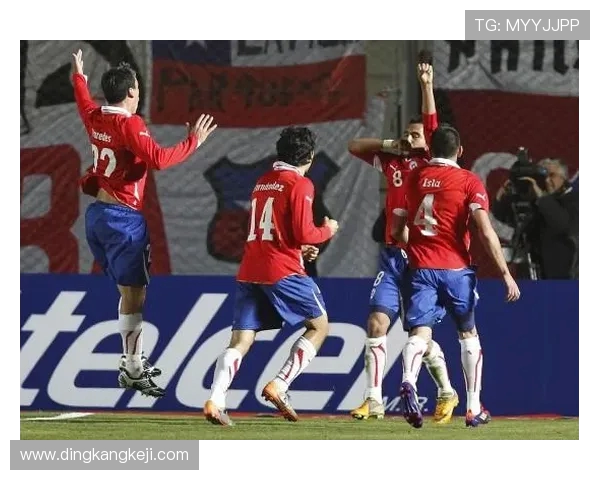 智利与墨西哥友谊赛精彩对决展现南美与北美足球魅力 智利与墨西哥友谊赛精彩对决展现南美与北美足球魅力