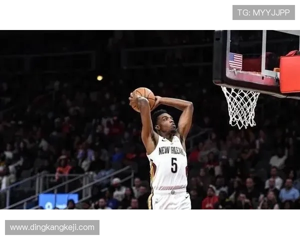 赫伯特琼斯：从篮球新星到职业生涯的辉煌旅程