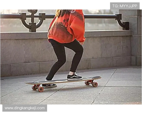 南京滑板队与成都滑板队赛后复盘团队协作的成功与不足分析